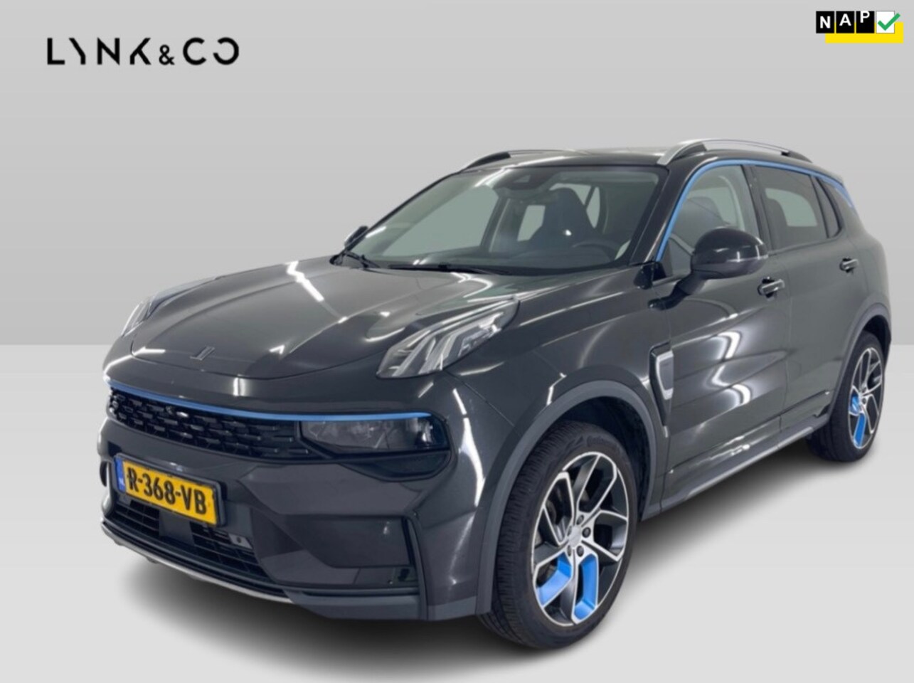Lynk & Co 01 - 1.5 261pk PHEV 7DCTH | Orig.NL | PanoramaDak | 360 graden Camera | Carplay | - AutoWereld.nl