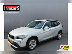 BMW X1 - sDrive18i 150PK Automaat Executive Trekhaak-1700kg/Parkeerhulp/Cruise-control