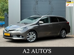 Toyota Auris Touring Sports - 1.8 Hybrid Dynamic Ultimate|NAVI