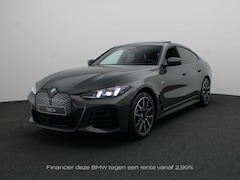 BMW i4 - eDrive35 High Executive | M Sportpakket Pro | Innovation Pack | Comfort Pack | Trekhaak |