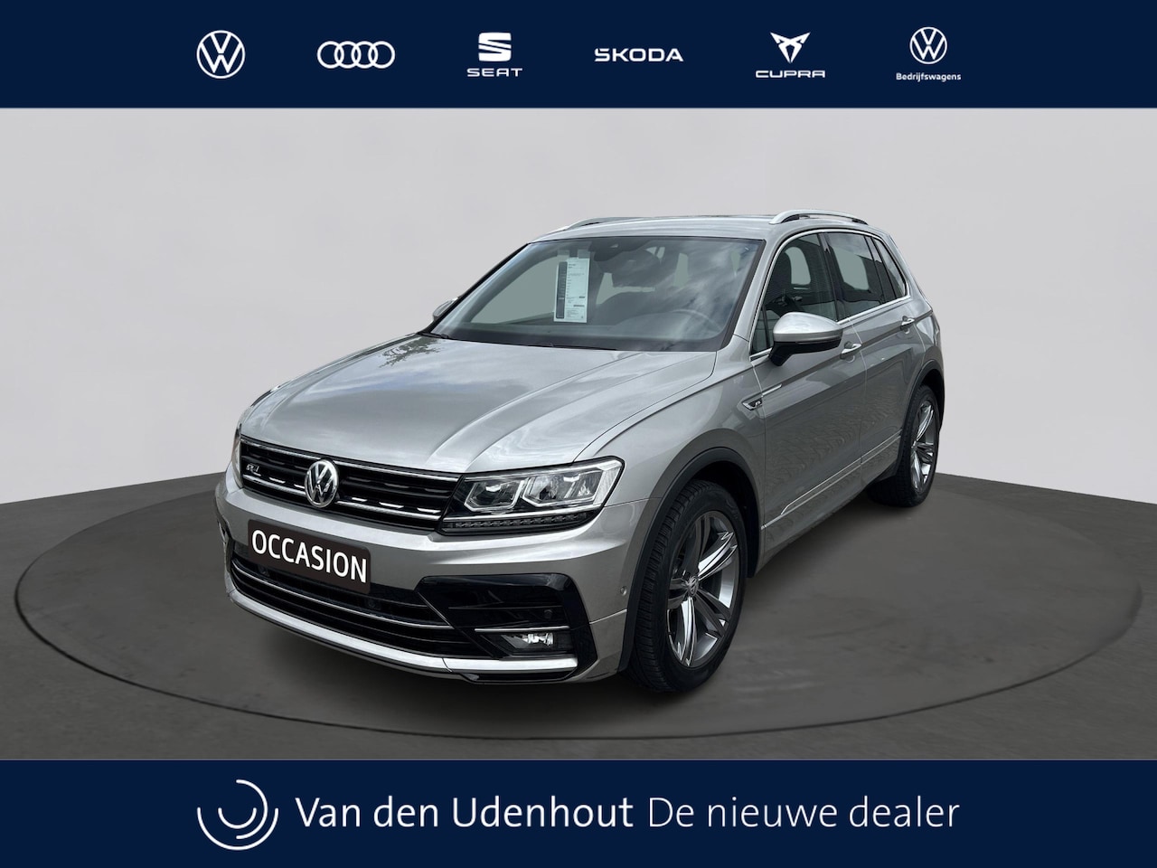 Volkswagen Tiguan - 1.4 TSI 4Motion Highline Business R-Line | Wekl. trekhaak | Elek. achterklep | Camera | St - AutoWereld.nl