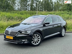 Skoda Superb Combi - 1.6 TDI Ambition Automaat/Leer/ Nette Staat