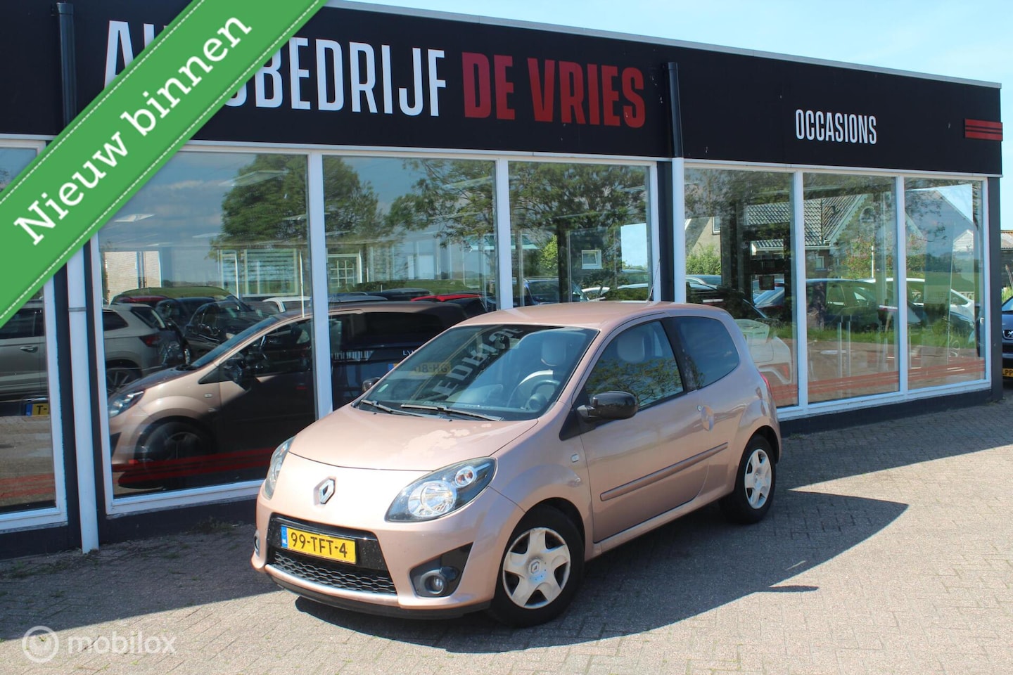 Renault Twingo - 1.2-16V Miss Sixty Clima/Cruise/Leder-Alcantara - AutoWereld.nl