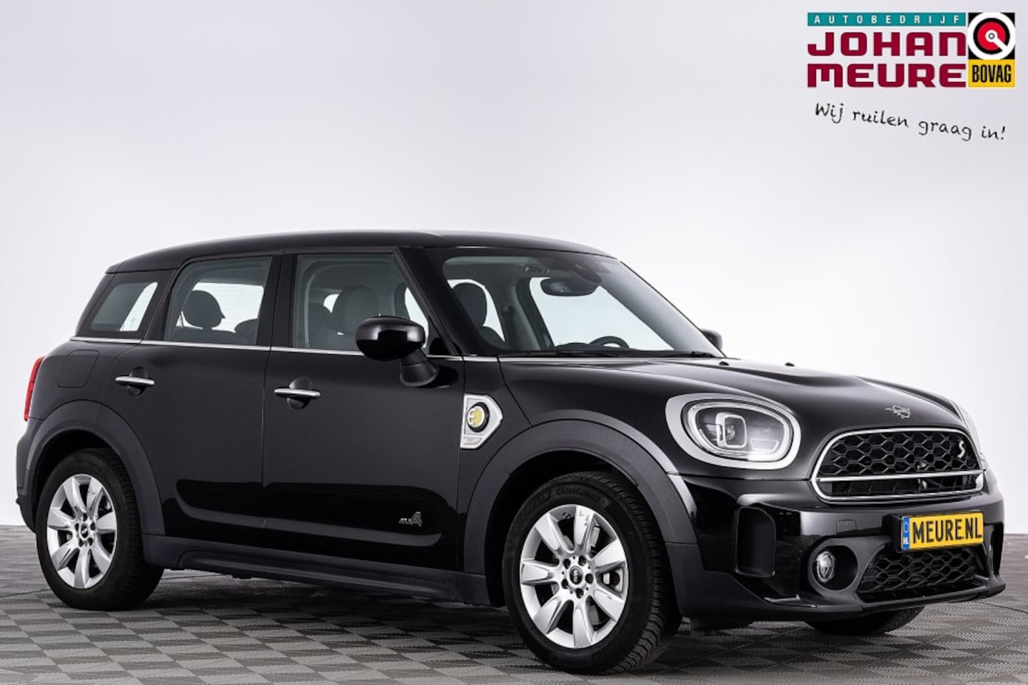 MINI Countryman - 1.5 Cooper S E ALL4 | Half LEDER | Head-Up | CAMERA | Full LED | PHEV - AutoWereld.nl