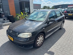 Opel Astra - 1.6-16V Sport