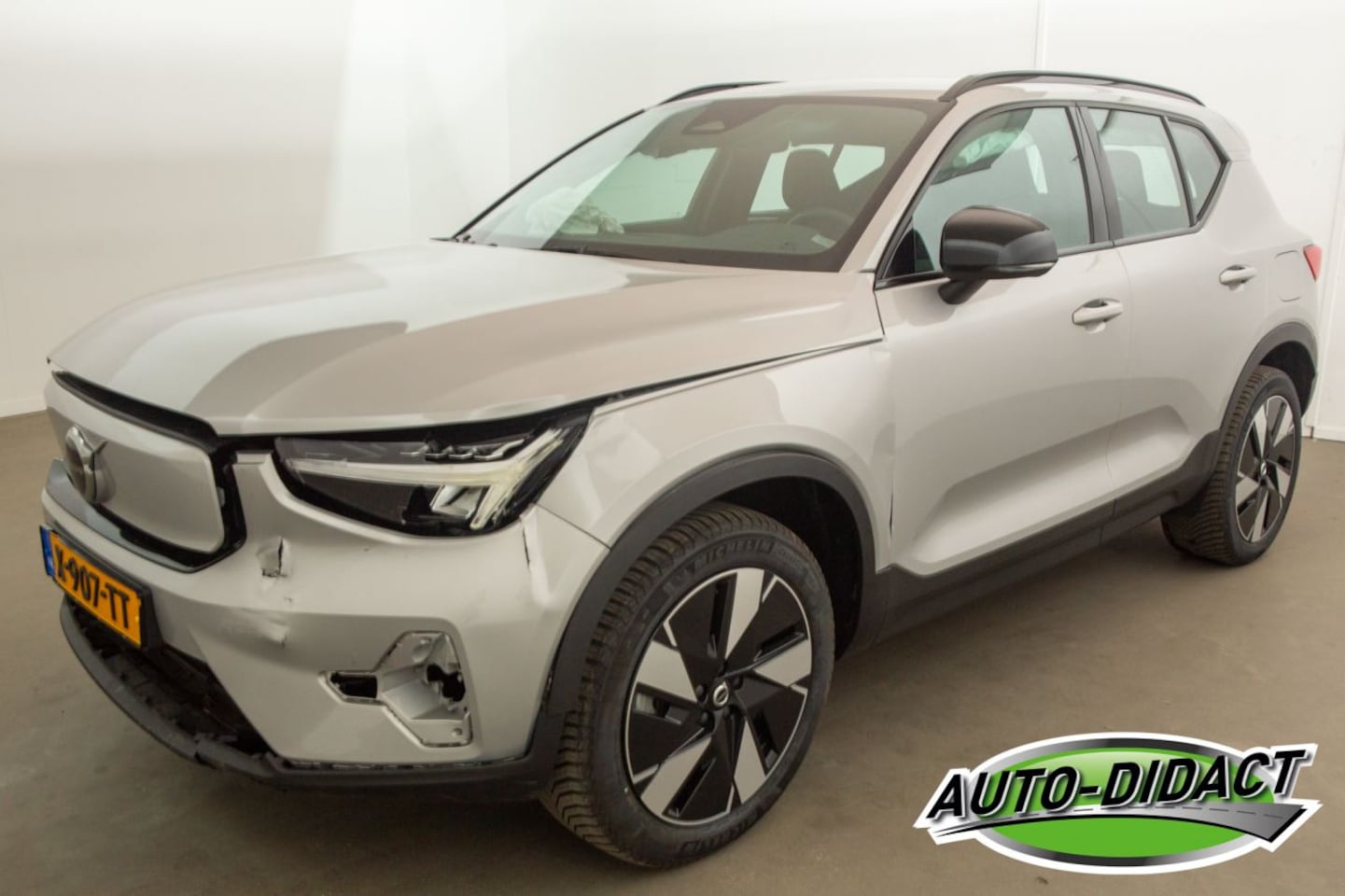 Volvo XC40 - 69 kWh - SOH 94% - Single Motor Essential - AutoWereld.nl