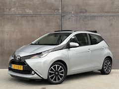 Toyota Aygo - 1.0 VVT-i x-wave | Cabrio dak | Camera | Cruise control | Lichtmetaal | Airco | Dealer ond