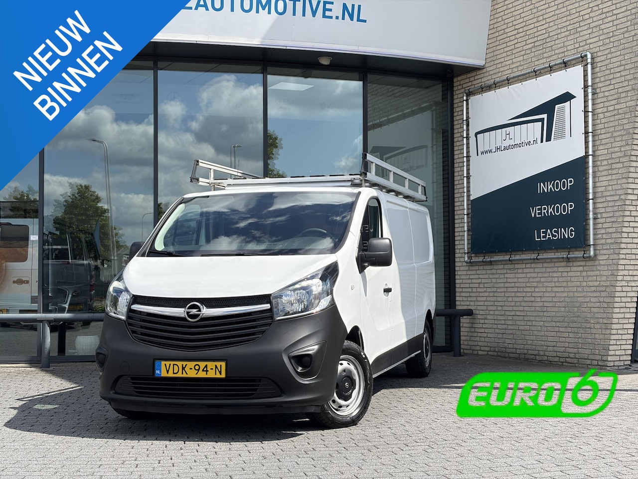 Opel Vivaro - 1.6 CDTI L2H1*NAVI*CRUISE*HAAK*A/C*OMVORMER*TEL*3P - AutoWereld.nl