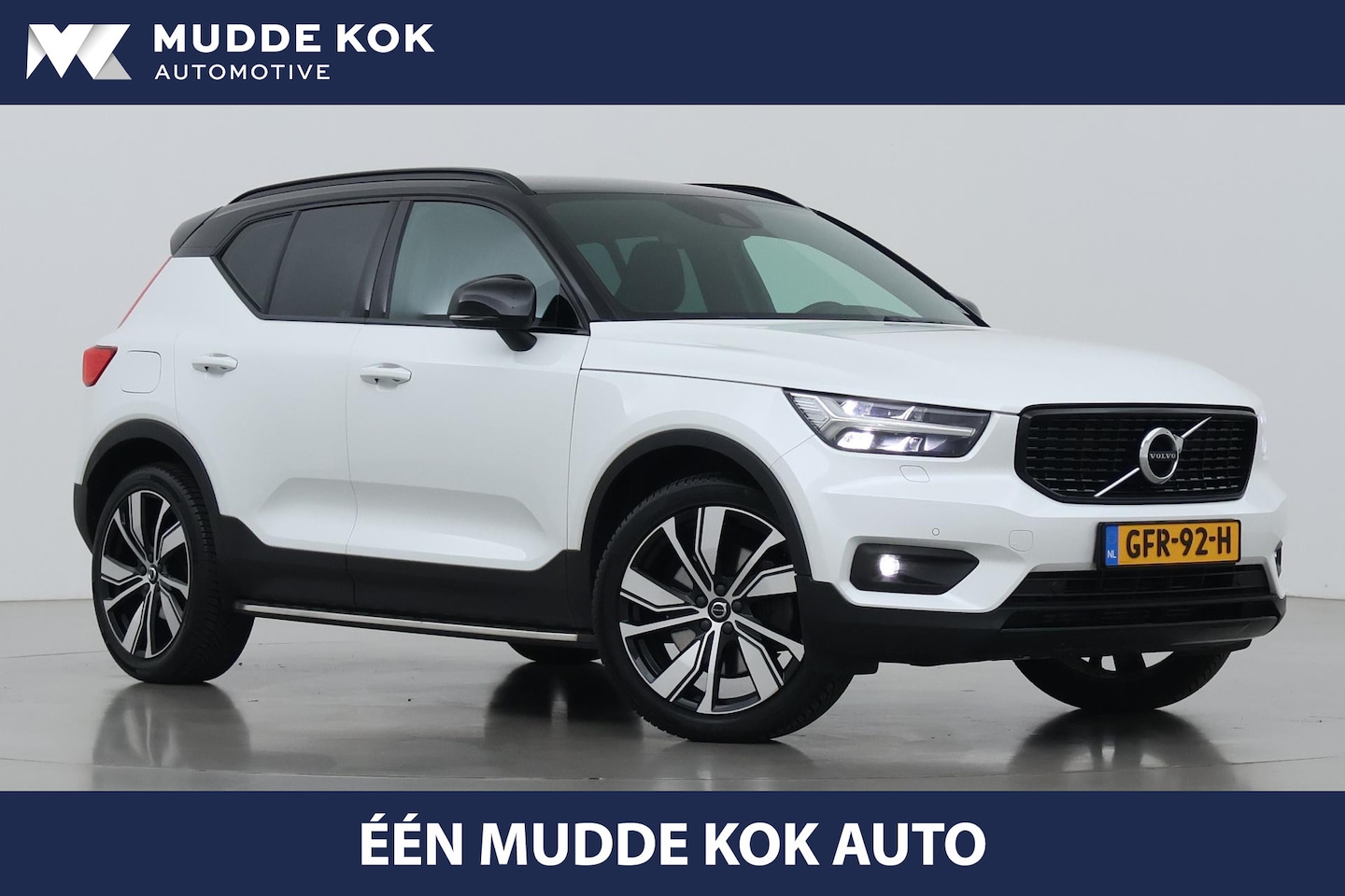 Volvo XC40 - 1.5 T4 Recharge R-Design | Trekhaak | Stoel+Stuurverwarming | 20 Inch | Treeplanken | Came - AutoWereld.nl