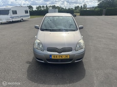 Toyota Yaris - 1.3 VVT-i Sol 3-DEURS APK JUNI 2027