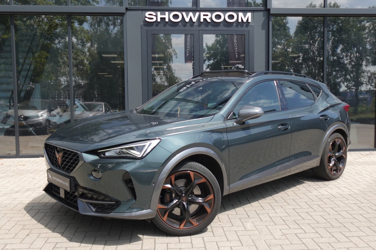 CUPRA Formentor - 1.4 e-Hybrid VZ Copper Edition PANO KEYLESS 360 - AutoWereld.nl