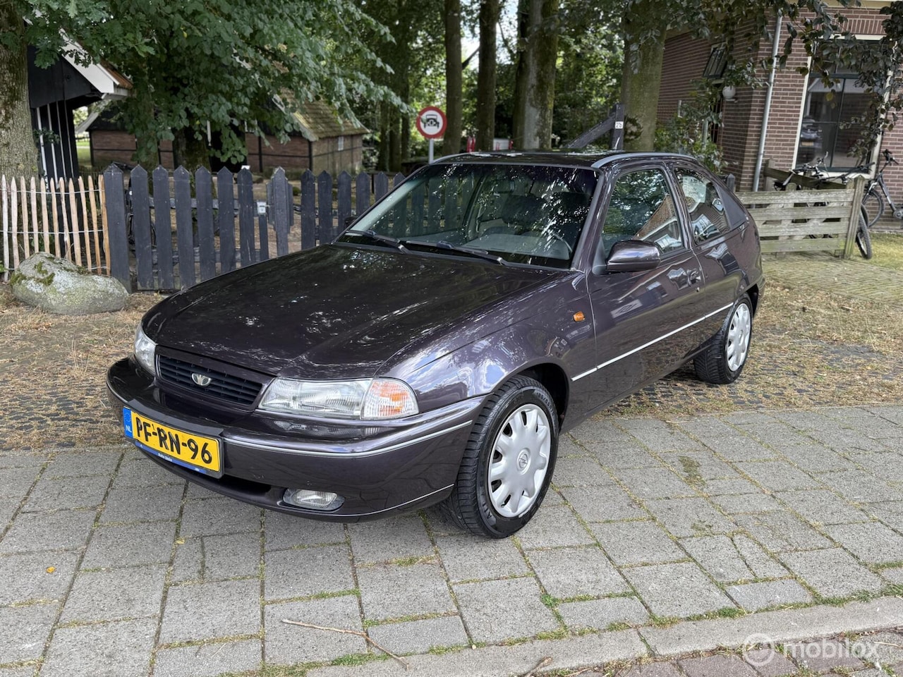 Daewoo Nexia - 1.5 GL Automaat 102 NAP! (E Kadett) - AutoWereld.nl
