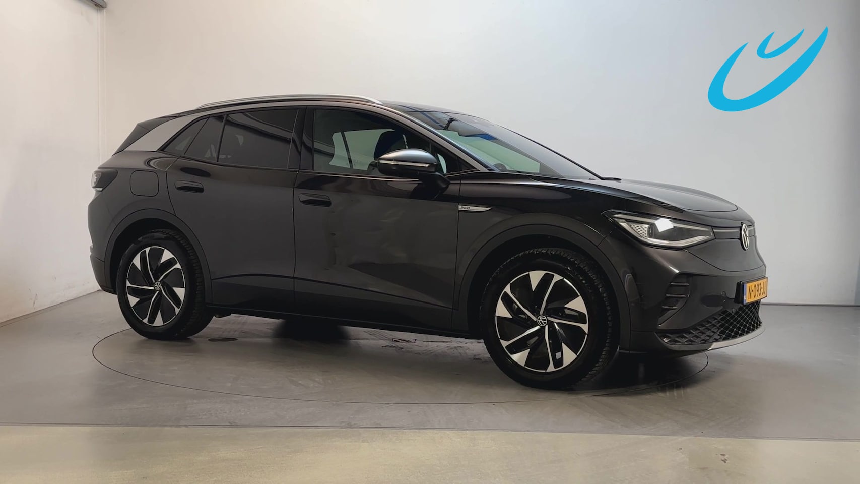 Volkswagen ID.4 - Business 77 kWh SoH 96% Camera Trekhaak Alcantara Stoelverwarming - AutoWereld.nl