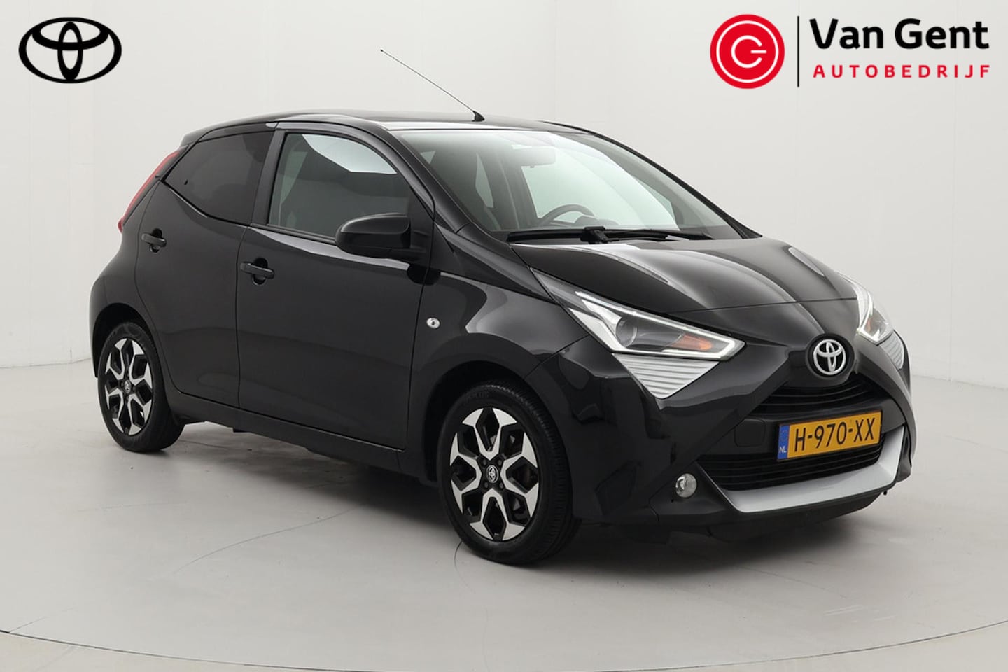Toyota Aygo - 1.0 VVT-i x-joy | Apple Carplay / Android Auto | Clima | Camera | 15 inch | Bluetooth | DA - AutoWereld.nl