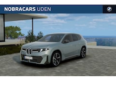BMW iX3 - 40 eDrive / Trekhaak / M Sportstoelen / Parking Assistant Plus / 3D Head-Up / Stuurverwarm