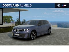 BMW iX3 - 40 eDrive M Sport / Trekhaak / M Sportstoelen / 3D Head-Up / Parking Assistant Plus / Stuu