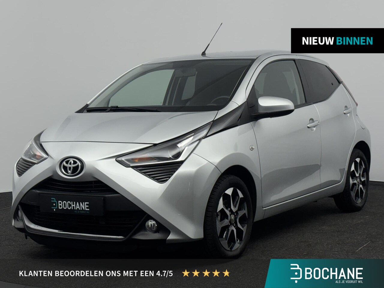 Toyota Aygo - 1.0 VVT-i x-joy | 1e Eigenaar | Carplay/Android Auto | 15"velgen | Camera | - AutoWereld.nl