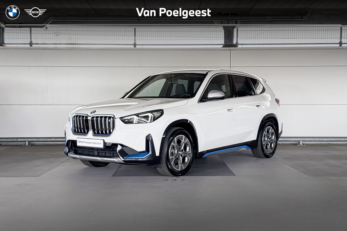 BMW iX1 - xDrive30 Launch Edition 67 kWh - AutoWereld.nl