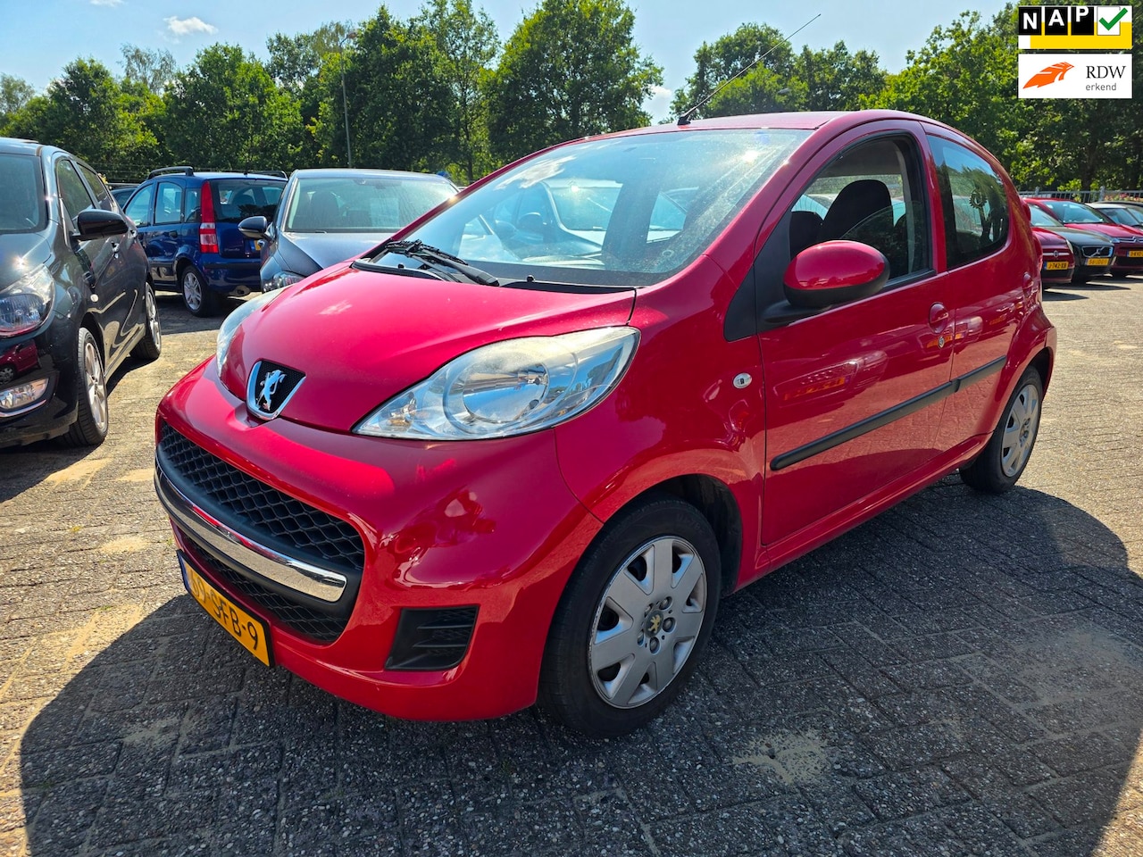 Peugeot 107 - 1.0-12V XS 5-deurs *apk:05-2027* - AutoWereld.nl
