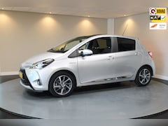 Toyota Yaris - 1.5 Hybrid Premium *2de Eigenaar/Dealer OH* Pano|Camera|Keyless|Navi|Cruise|Lane-Assist|NA