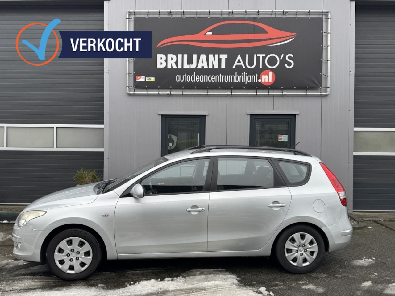 Hyundai i30 CW - 1.6i Dynamic 1.6i Dynamic Nieuwe apk - AutoWereld.nl