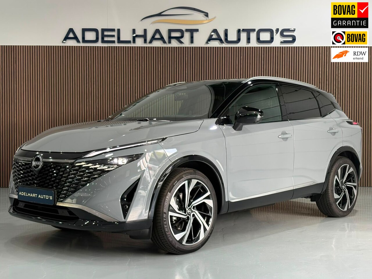 Nissan Qashqai - 1.3 MHEV Xtronic Tekna Plus Nardo Grey / Panorama dak / Full Leder / Full option - AutoWereld.nl
