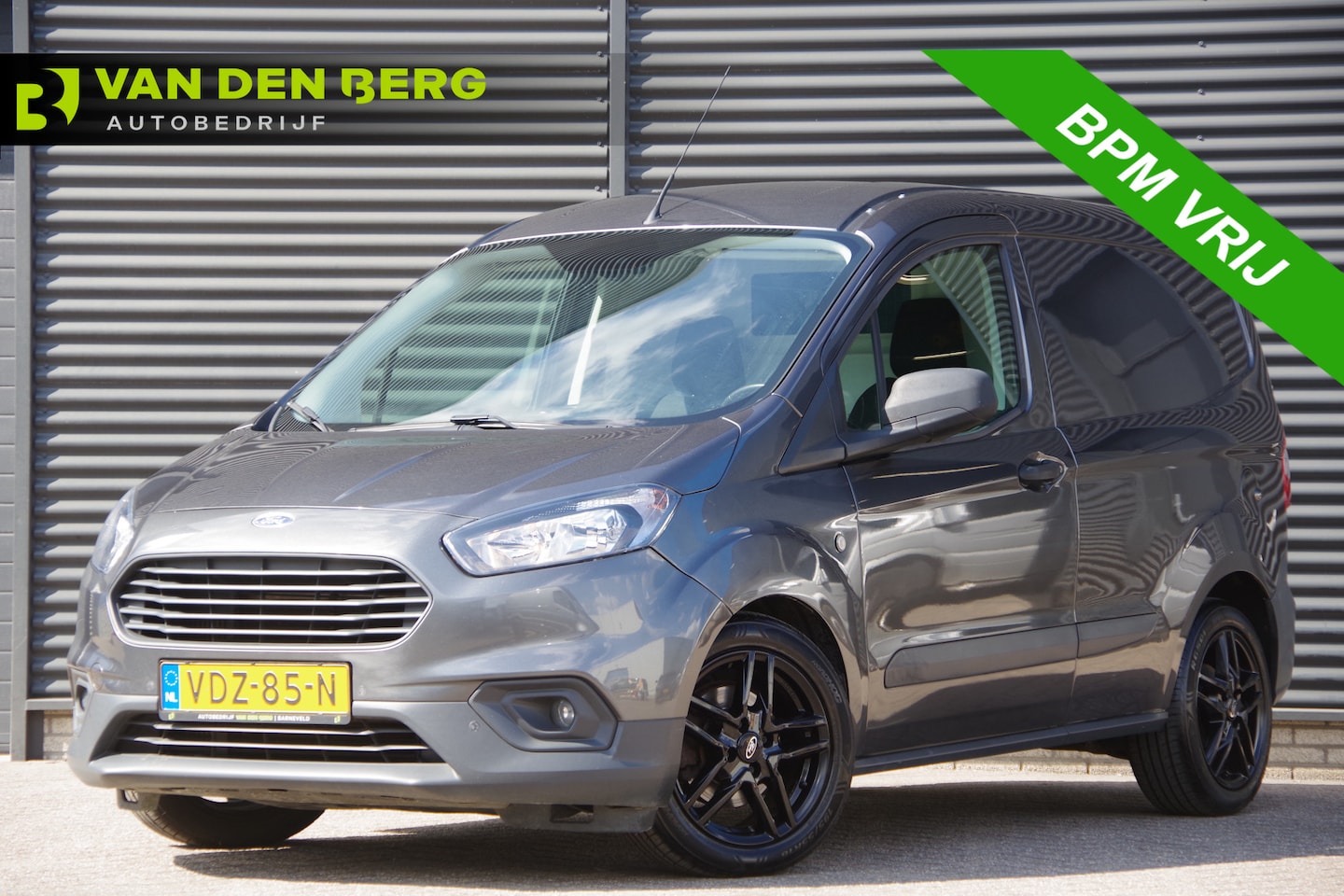 Ford Transit Courier - 1.5 TDCI Trend TREKHAAK, CRUISE, AIRCO, NAVI, NL AUTO, NAP - AutoWereld.nl