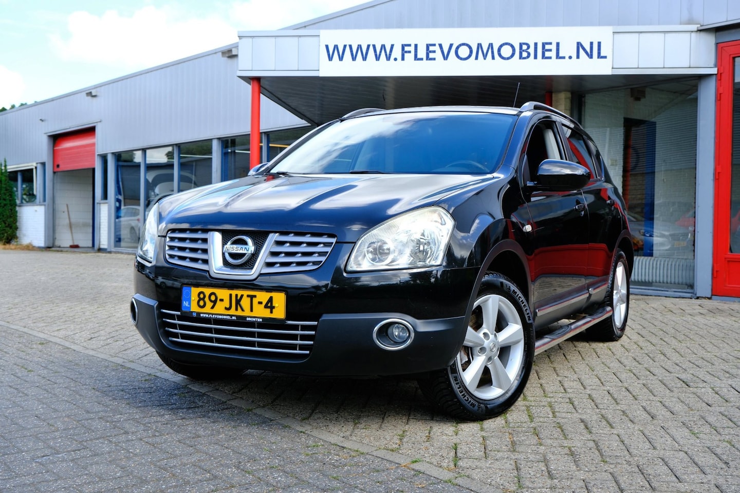 Nissan Qashqai - 2.0 Tekna Pano|Leder|Navi|Cam|LMV - AutoWereld.nl