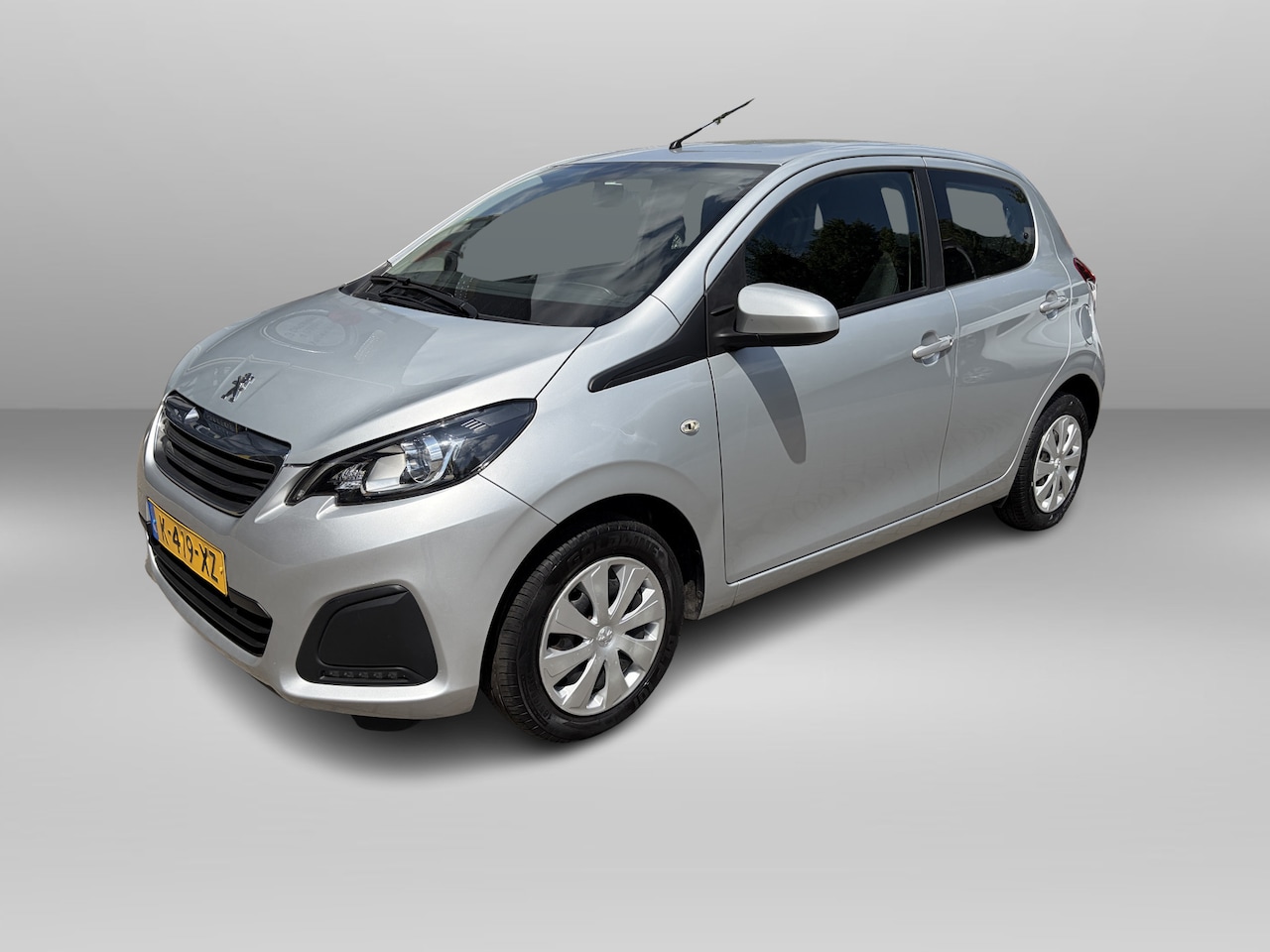 Peugeot 108 - 1.0 Active Airco | Blue Tooth | 5 drs | CV met afstandsbediening - AutoWereld.nl