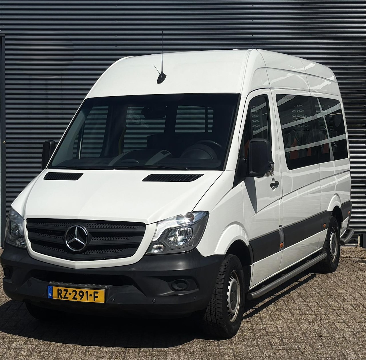 Mercedes-Benz Sprinter - 2.1 CDI 143PK 9-Persoons - AutoWereld.nl