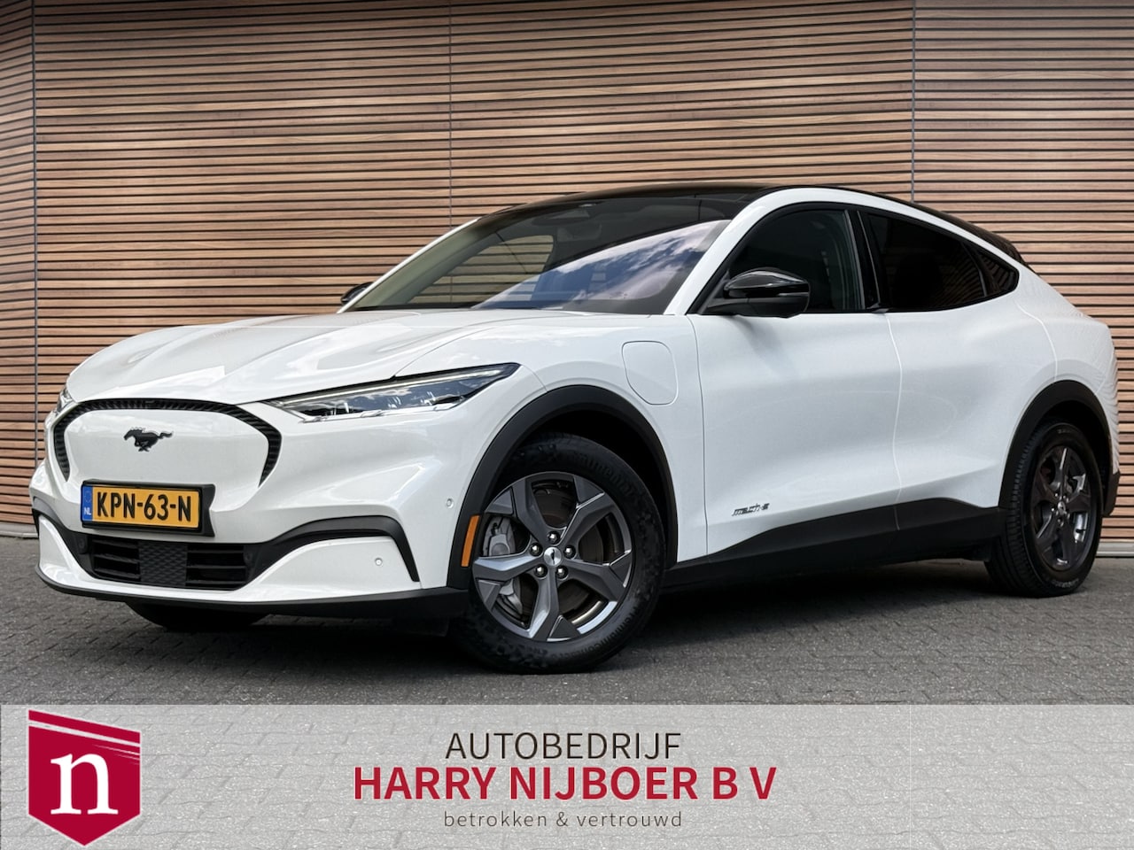 Ford Mustang Mach-E - RWD 75 kWh 360* Camera / Navi / Carplay / Clima / Leer / Adapt. Cruise - AutoWereld.nl