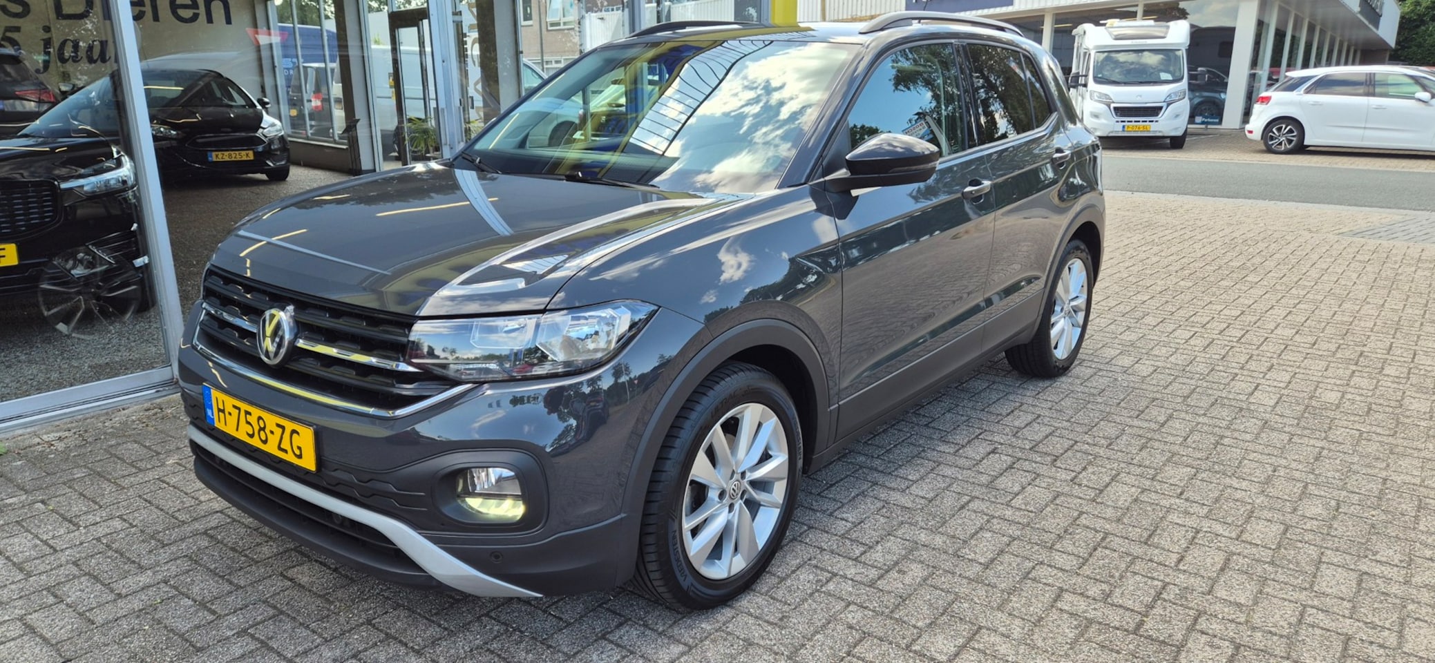 Volkswagen T-Cross - 1.0 TSI Life Business 1.0 TSI Life Business - AutoWereld.nl