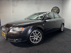 Audi A4 Limousine - 2.0 Pro Clima|Cruise|Nav|17"L/M|