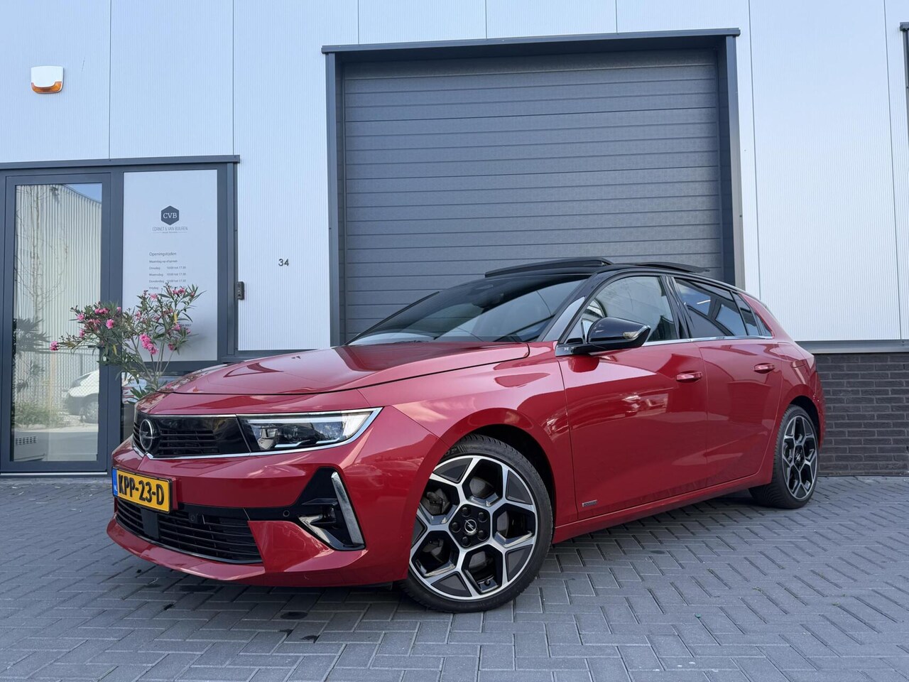 Opel Astra - 1.6 Hybrid Level 4 - PANORAMADAK - Head-Up - AutoWereld.nl