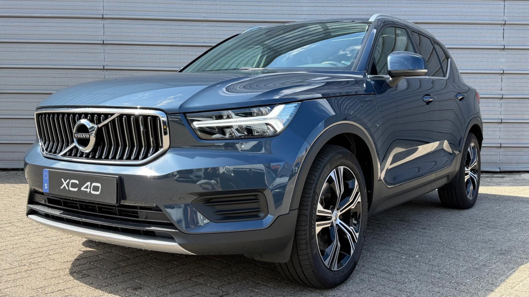Volvo XC40 - T4 211PK Inscription | Leder | Pano-dak | Harman Kardon | Adapt. cruise control - AutoWereld.nl