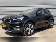 Volvo XC40 - B4 197PK Momentum Pro | Trekhaak | Elec Stoelen | Getint Glas | Camera | Adap Cruise