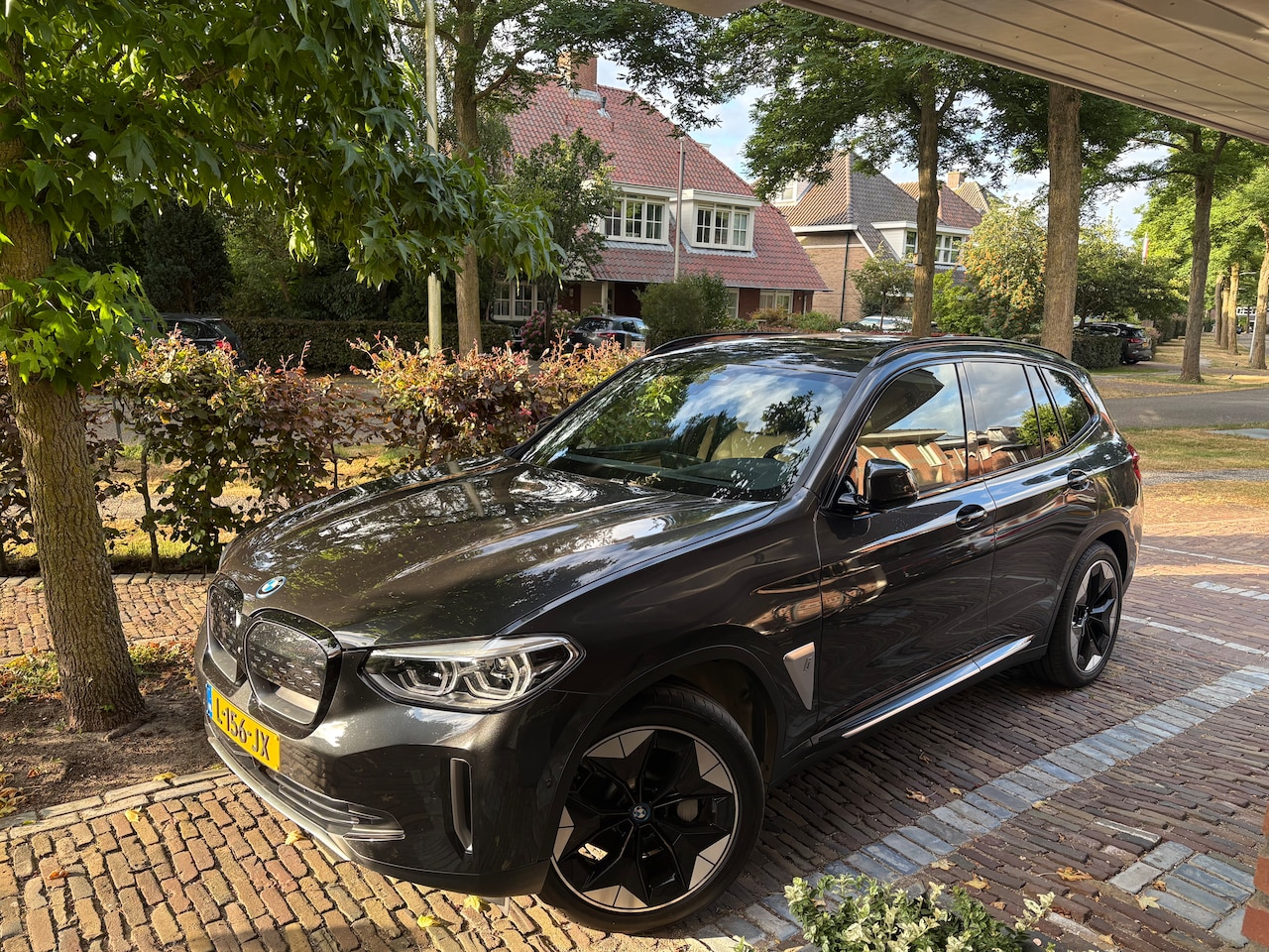 BMW iX3 - iX3 High Executive 1e eig - AutoWereld.nl
