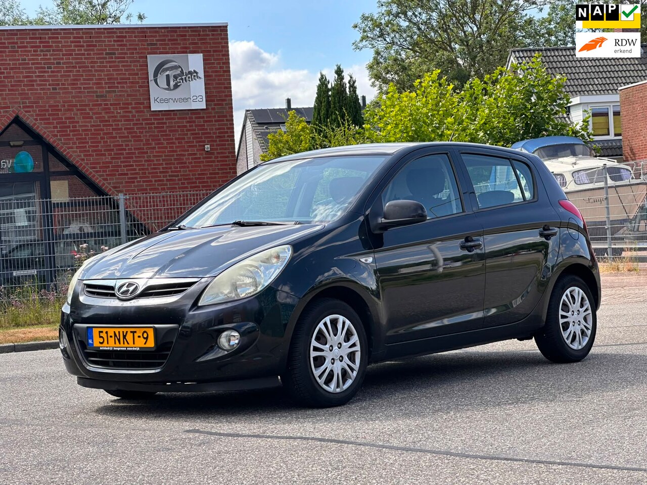 Hyundai i20 - 1.2i DynamicVersion 5DR*Airco*NAP*2e eigenaar*Elektrische ramen* - AutoWereld.nl