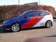 Ford Focus - 2.0-16V ST170