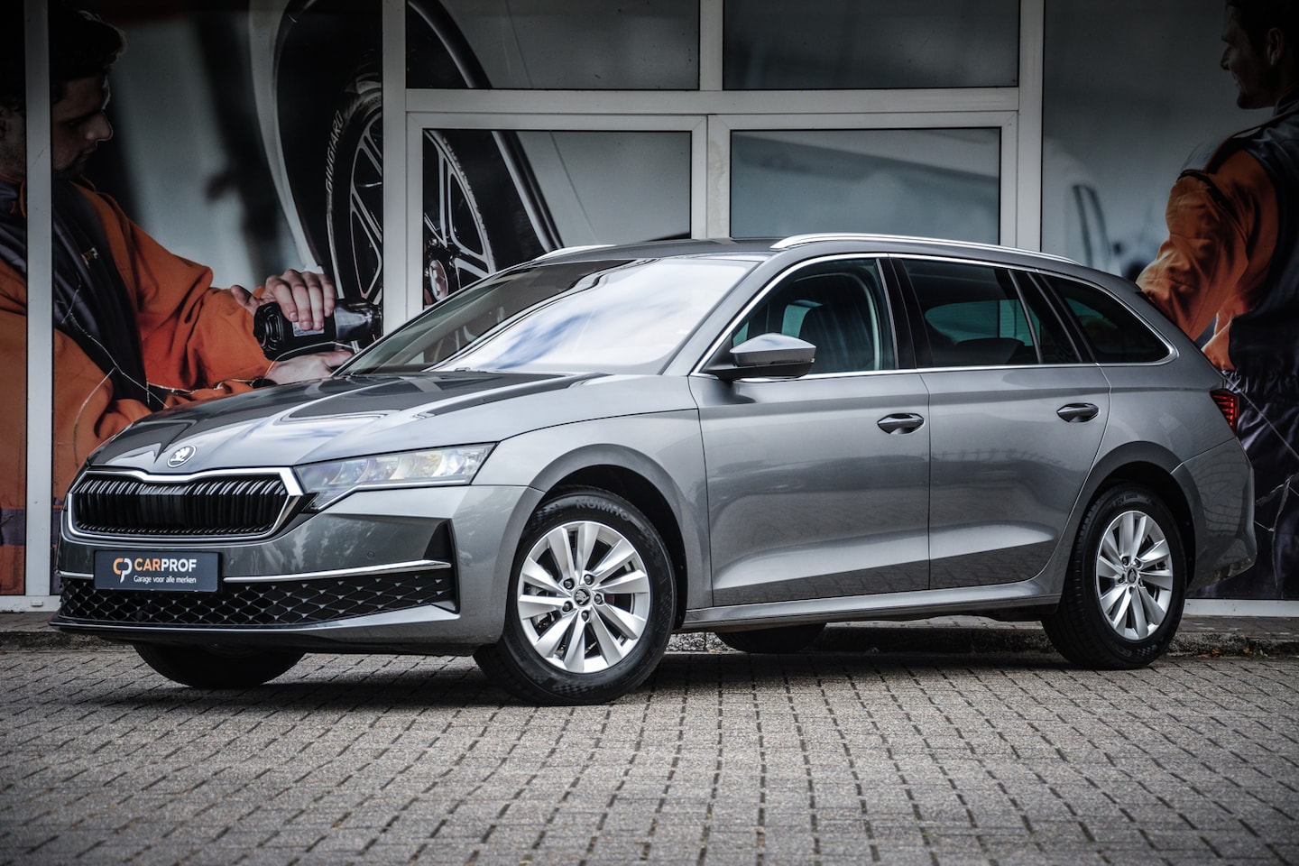 Skoda Octavia Combi - 1.5 TSI MHEV 85kW/115pk DSG Business Edition - AutoWereld.nl