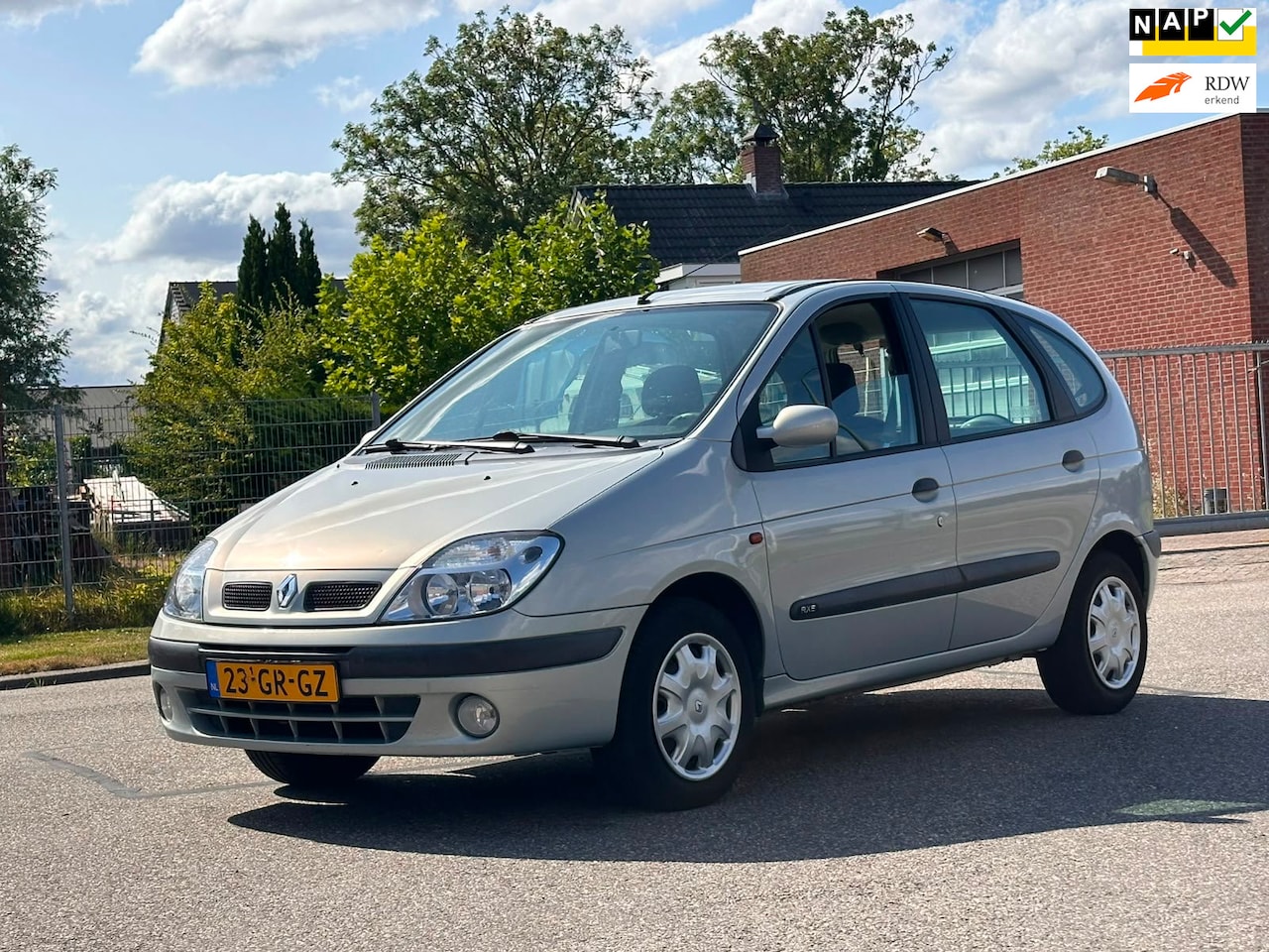 Renault Scénic - 1.6-16V Expression Automaat*Airco*1e eigenaar*Trekhaak*NAP*Elektrische ramen*APK* - AutoWereld.nl