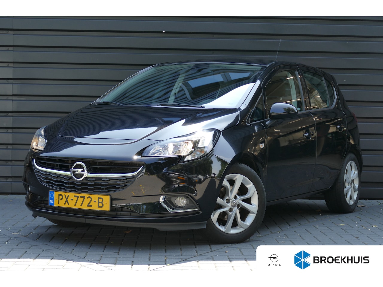 Opel Corsa - 1.4 90PK 5-DRS ONLINE EDITION / NAVI / LED / PDC / 16"LMV / BLUETOOTH / CRUISECONTROL / 1E - AutoWereld.nl