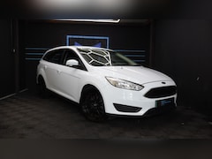 Ford Focus Wagon - 1.0 / Carplay / nieuwe distributie