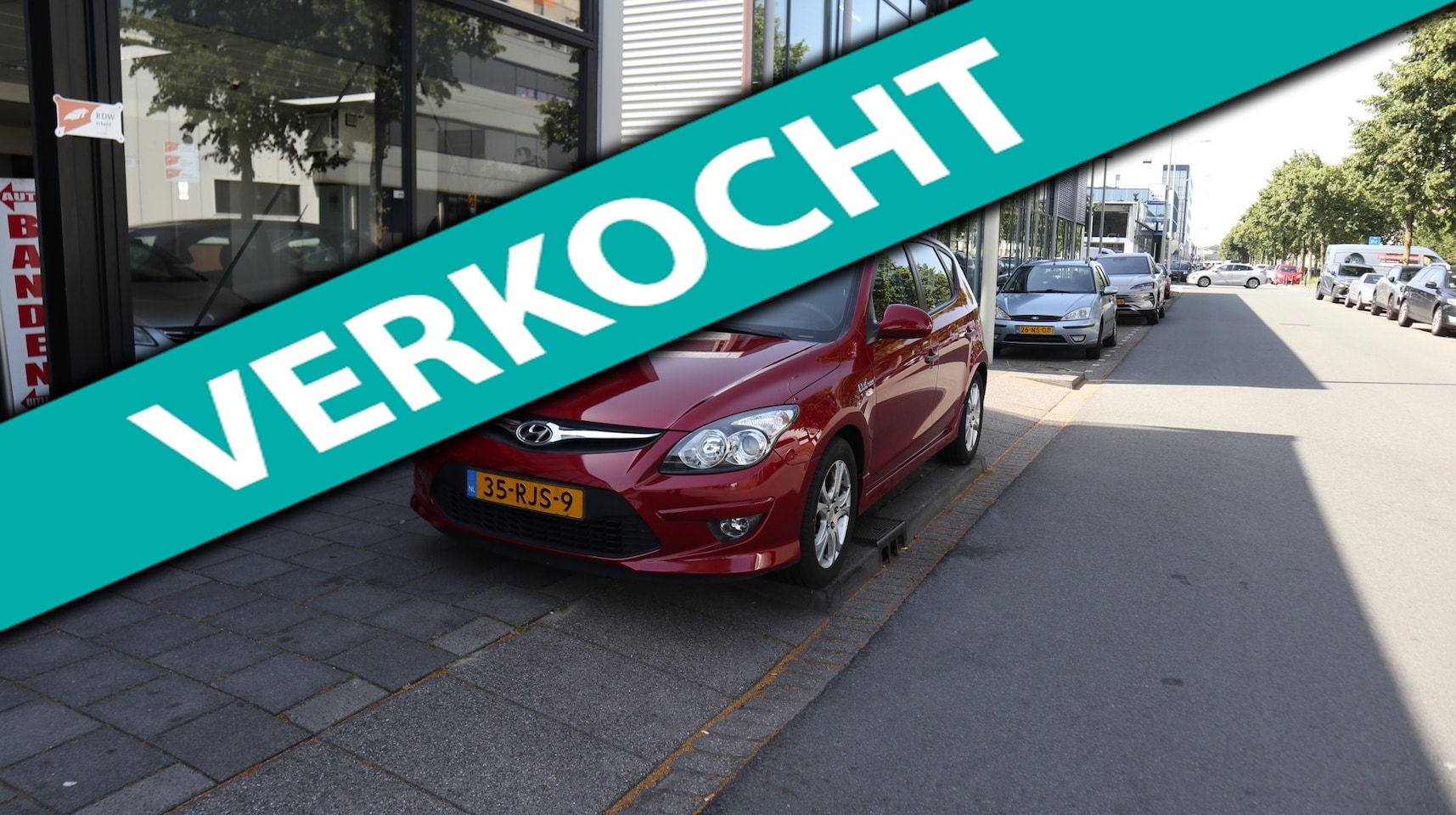 Hyundai i30 - 1.4i i-Drive Cool AIRCO / DEALER ONDERHOUDEN - AutoWereld.nl