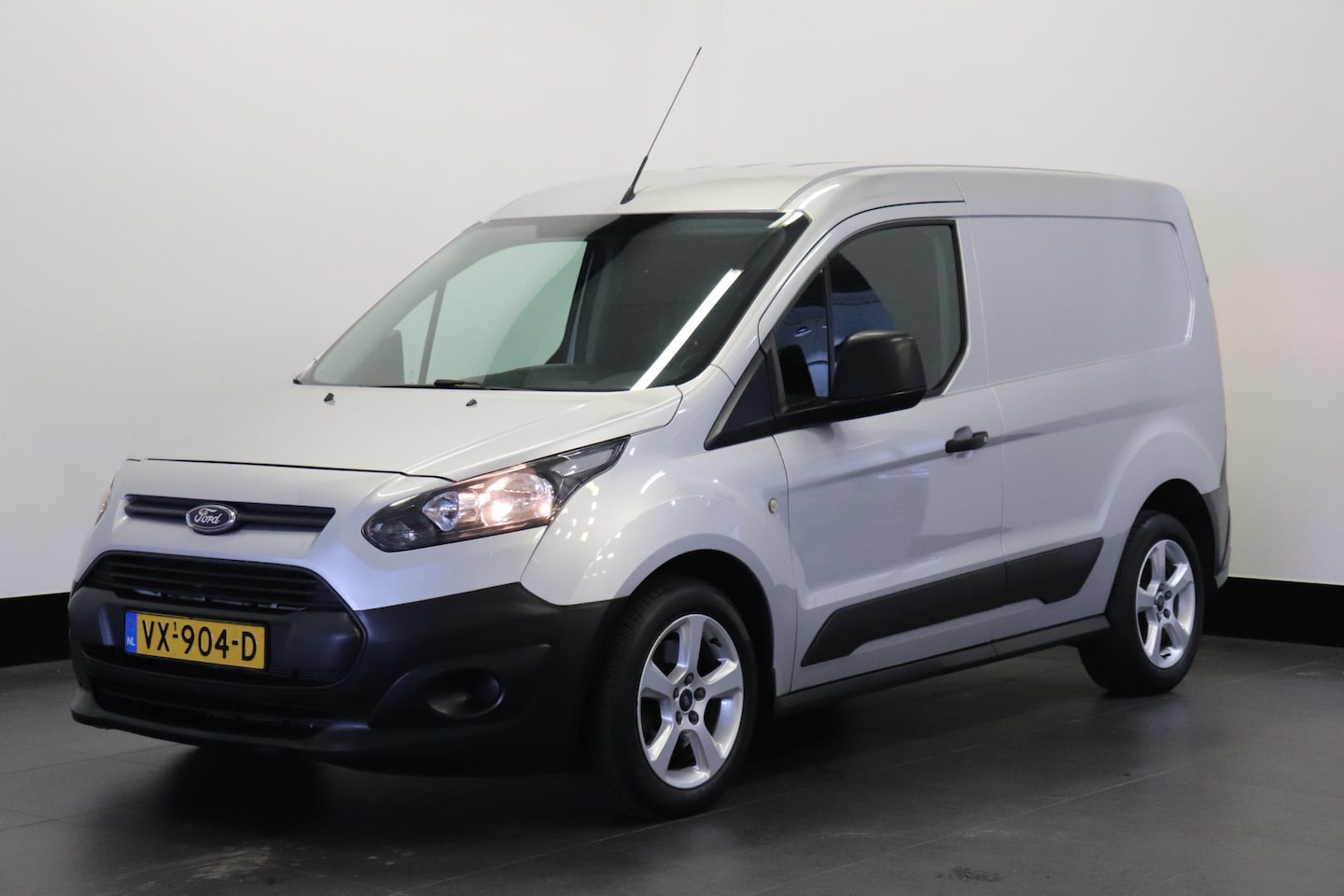 Ford Transit Connect - 1.6 TDCI - Airco - PDC - LMV - €5.450,- Excl. BTW - AutoWereld.nl