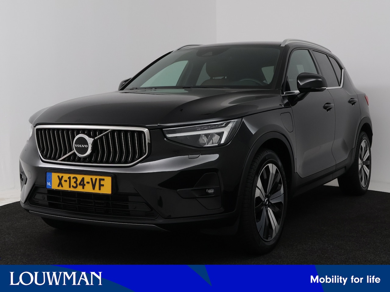 Volvo XC40 - 1.5 T4 Plug-in hybrid Ultimate Bright - AutoWereld.nl
