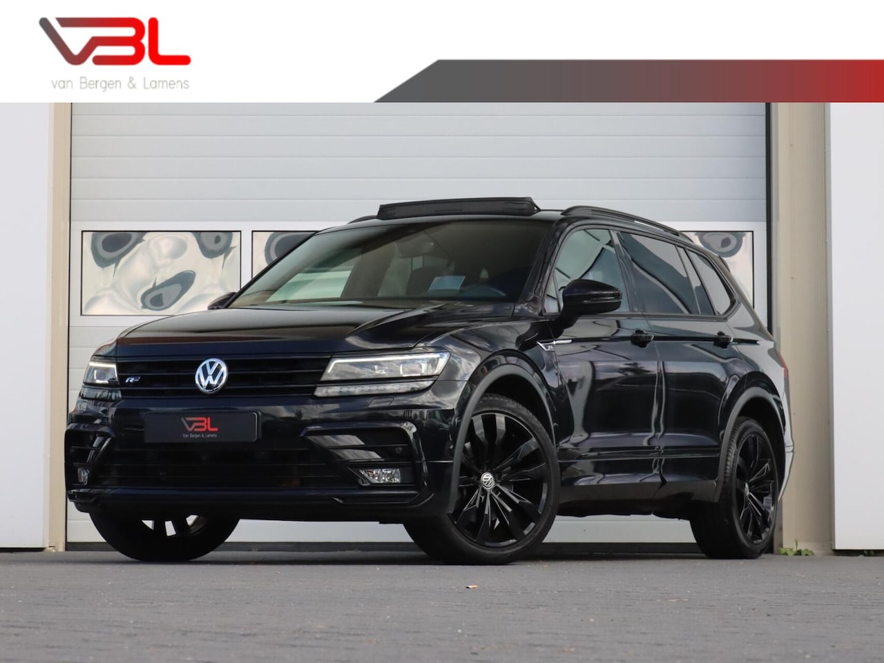 Volkswagen Tiguan Allspace - 2.0 TSI 4Motion Highline Business R 7p. 2.0 TSI 190PK 4Motion Highline Business R 7persoons - AutoWereld.nl