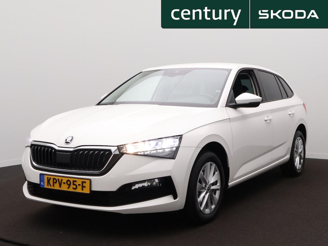 Skoda Scala - 1.0 TSI Ambition Automaat | PDC | Clima | Cruise | - AutoWereld.nl