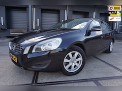 Volvo V60 - 1.6 T3 Kinetic