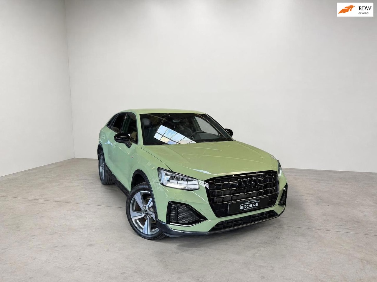 Audi Q2 - 30 TFSI S Edition|S-LINE|LEDER|LAGE KM|PARKEERHULP|CLIMA|CRUISE|INRUIL & LEASE MOGELIJK - AutoWereld.nl